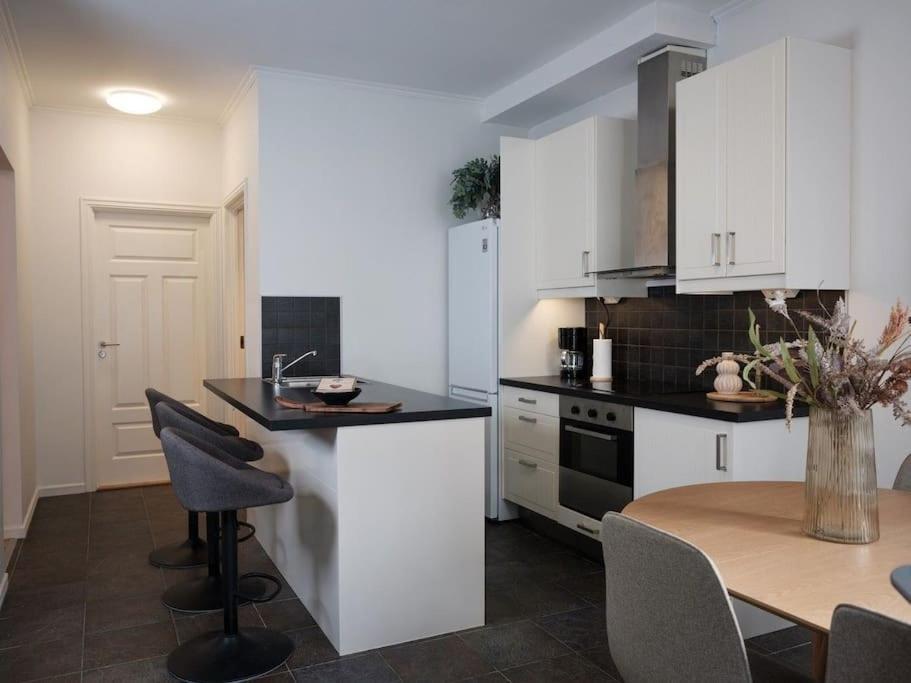 In The Heart Of Brosundet! Fully Equipped 3 Bed Room Ap Ålesund Dış mekan fotoğraf